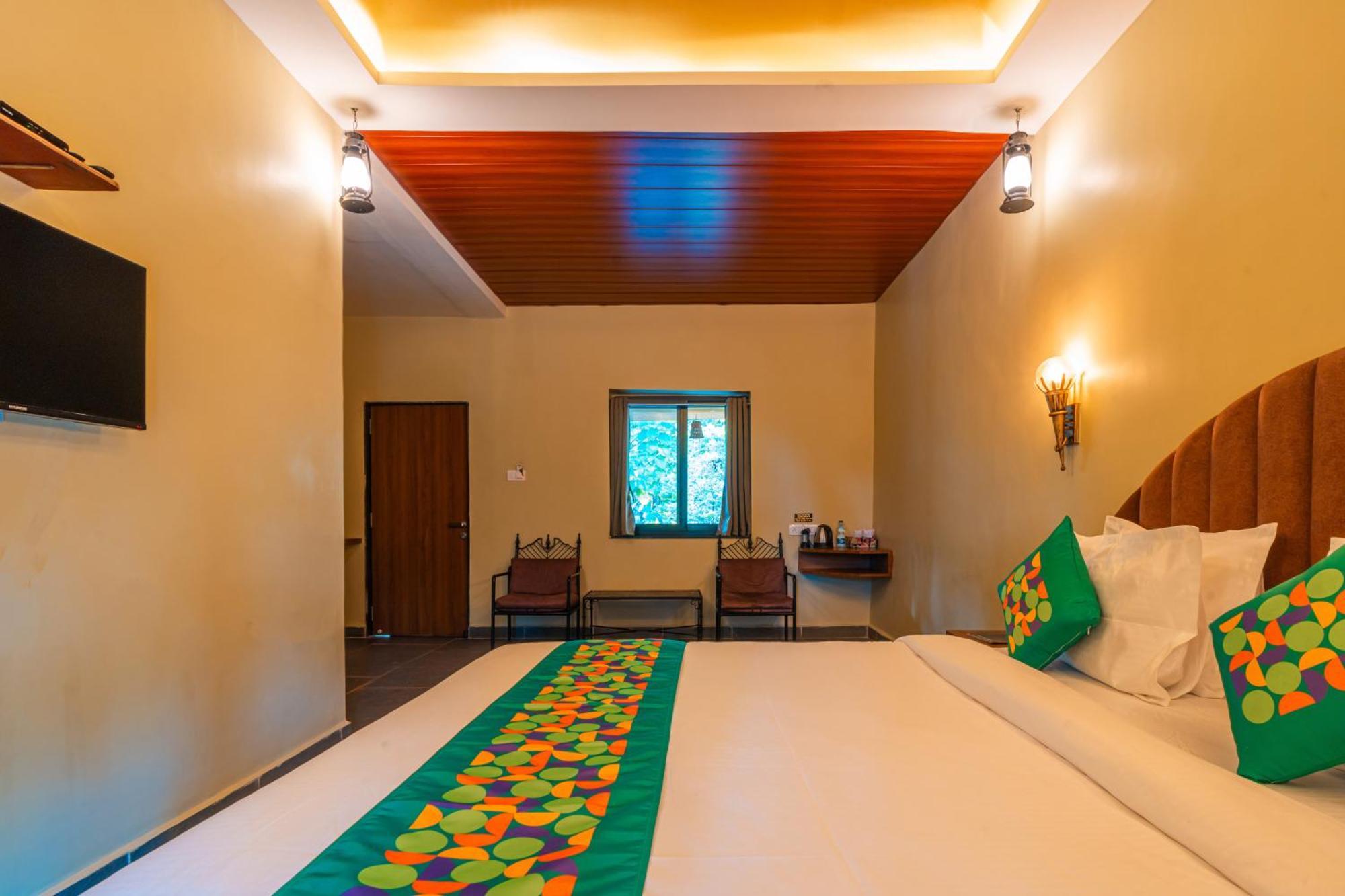 Hotel Treebo Premium Mowgli'S Den, Pench Khawāsa Exterior foto